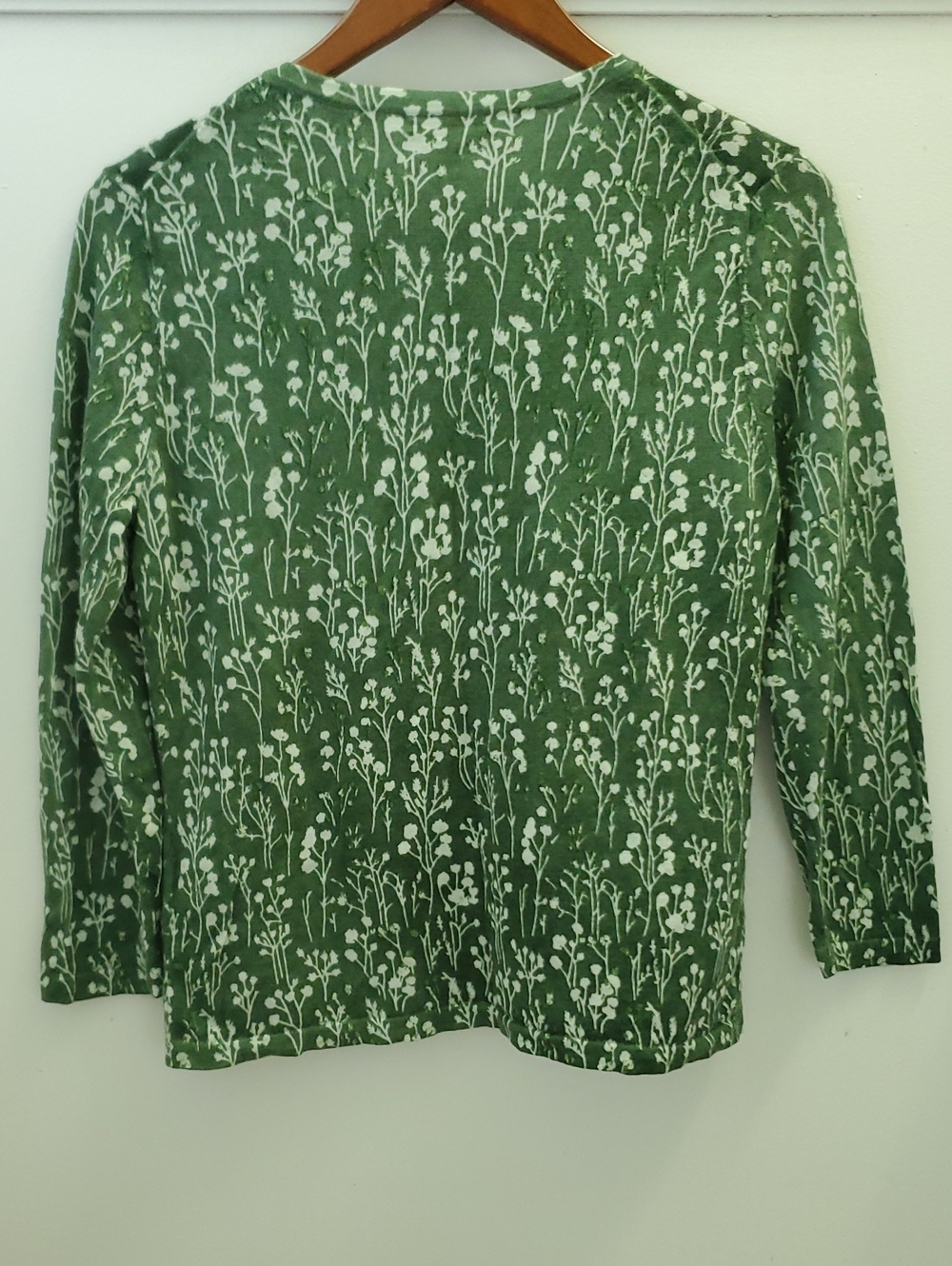 Garnet Hill Green Floral Crewneck Cardigan Sweater Merino Wool Size Medium - Picture 8 of 9